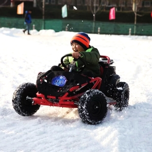 雪地摩托卡丁車